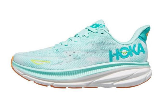 حذاء  hoka